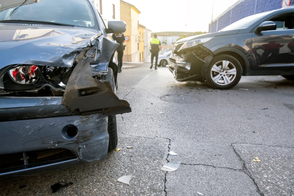 two cars had collision accident suffered - Why Mobile Auto Glass Repair is a Game-Changer