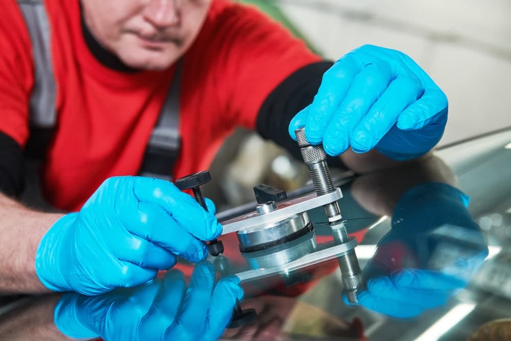 auto glass repair new orleans - What Are the Steps for Windshield Chip Repair-min