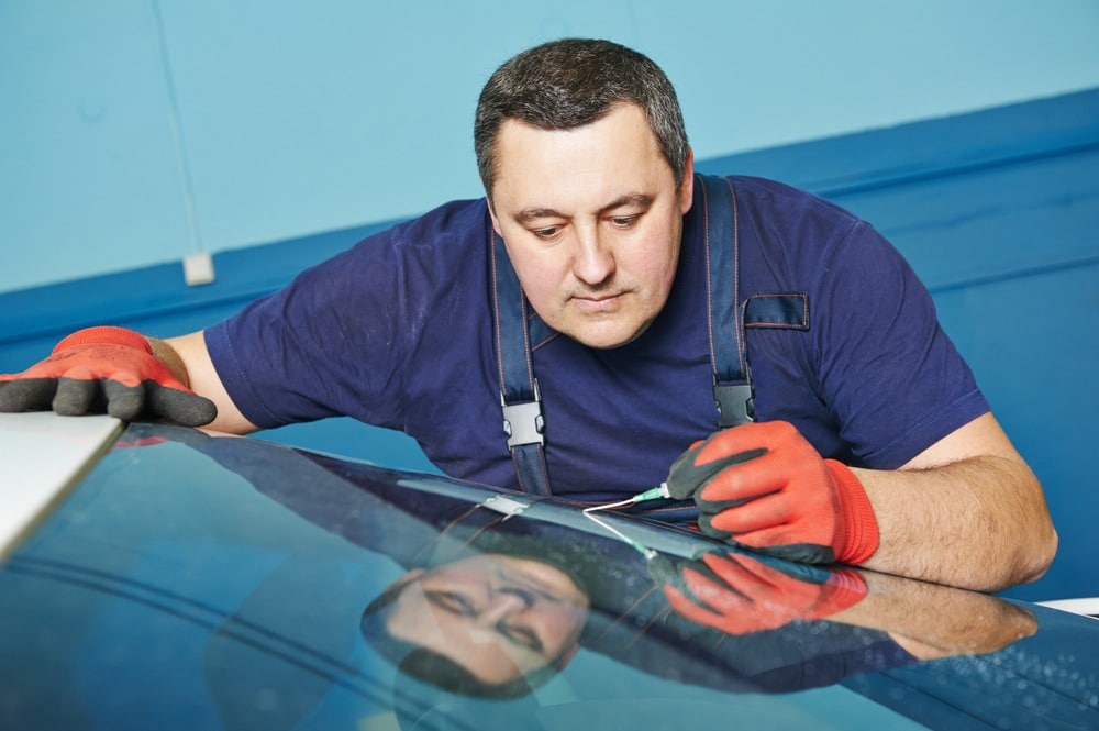 Guide-to-Windshield-Glass-Repair-Methods-auto-glass-repair-in-new-orleans