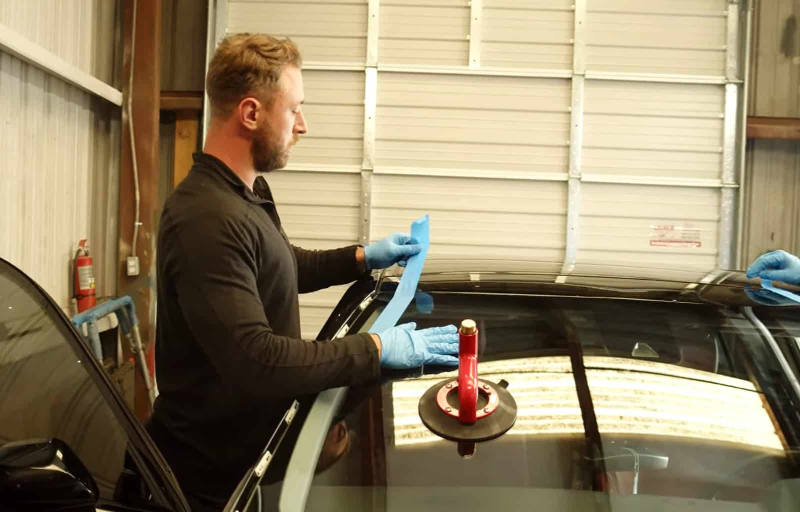 auto glass replacement in river ridge apex auto glass