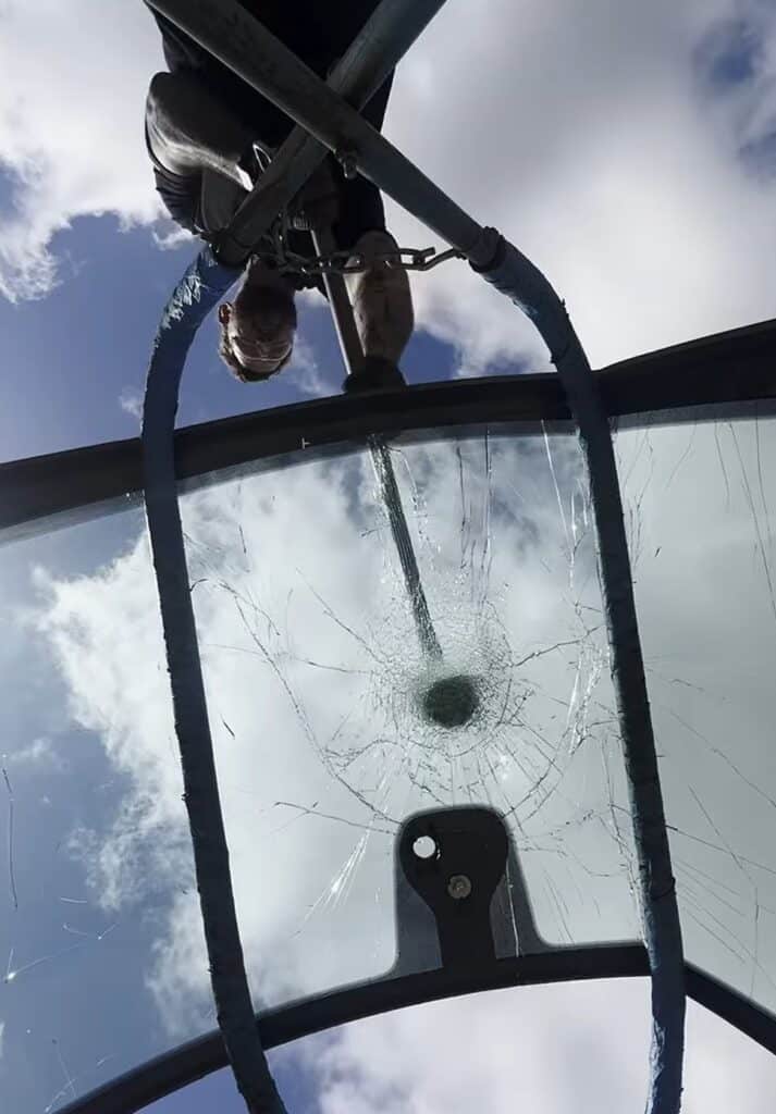mobile auto glass repair - windshield repair new orleans - apex auto glass