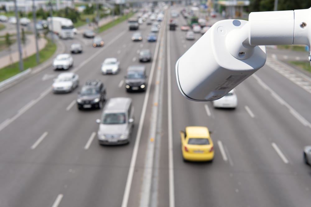 traffic cameras - auto glass repair in kenner - apex auto glass
