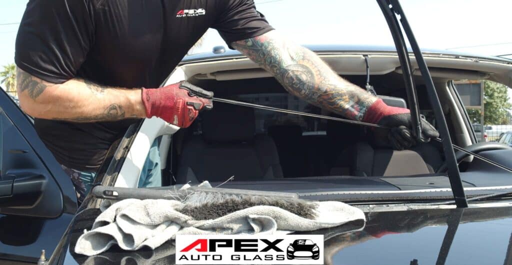 keeping you safe in st rose - mobile windshield replacement st rose - apex auto glass
